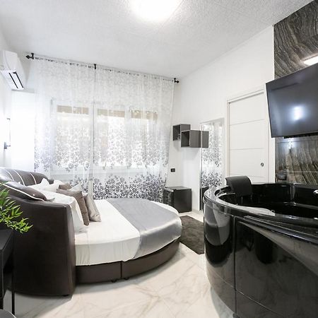 Gregorio VII Luxury Suites San Damaso Rome Exterior photo